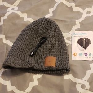Unisex Bluetooth headphones Beanie